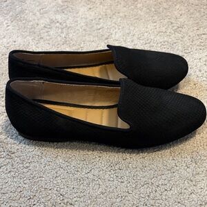 Kelly & Katie Black Textured Flats